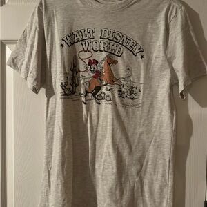 Disney World Light Gray Minnie Western Graphic Tee NWT